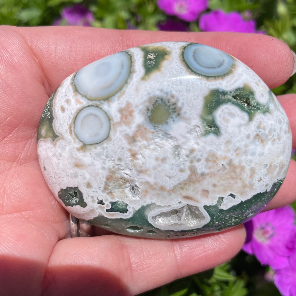 8th Vein Ocean Jasper Palm Stone